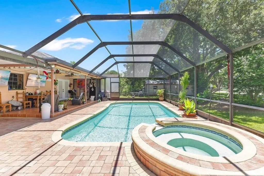 1304 Ariana Woods Circle Auburndale FL 33823