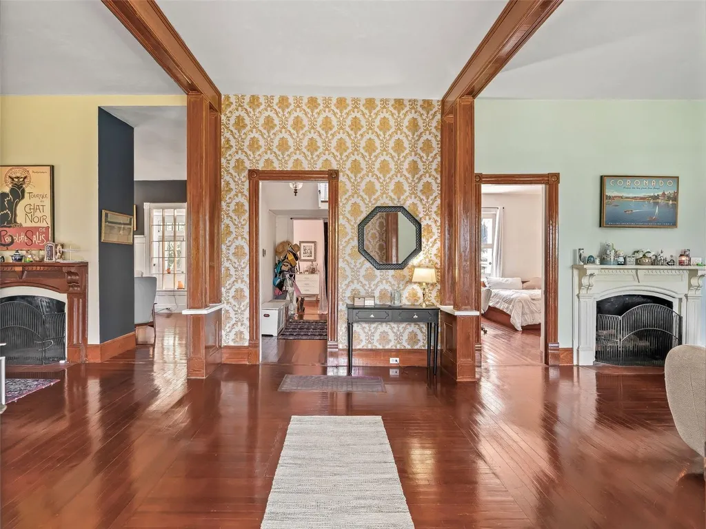 511 E Mirror Lake Drive Fruitland Park FL 34731