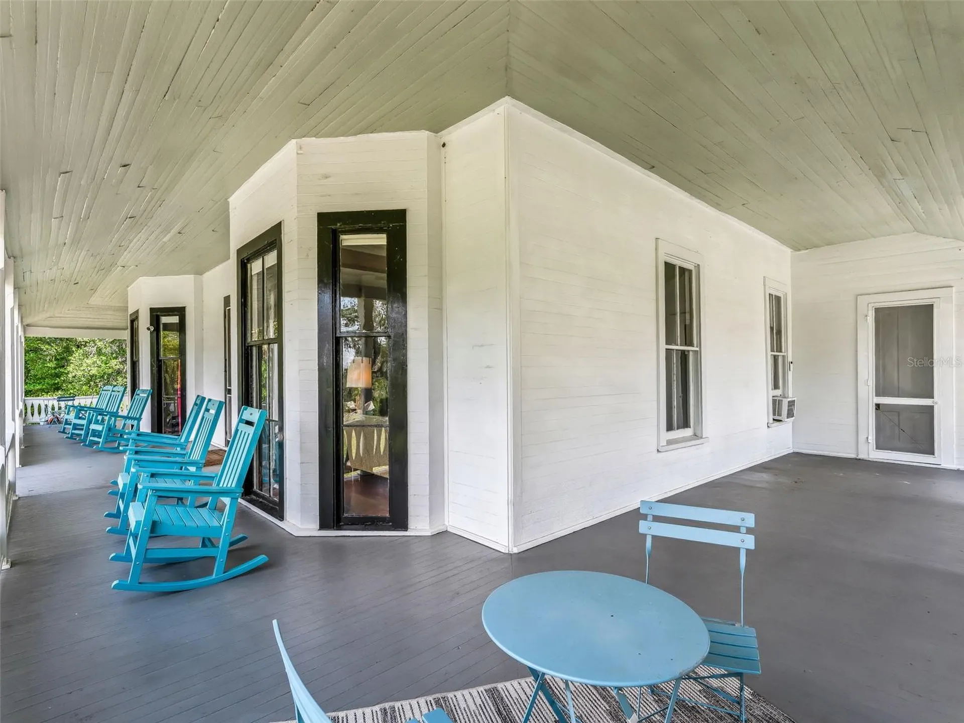 511 E Mirror Lake Drive Fruitland Park FL 34731