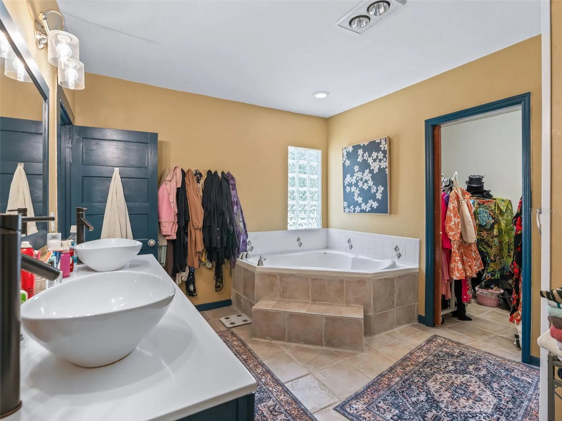 511 E Mirror Lake Drive Fruitland Park FL 34731
