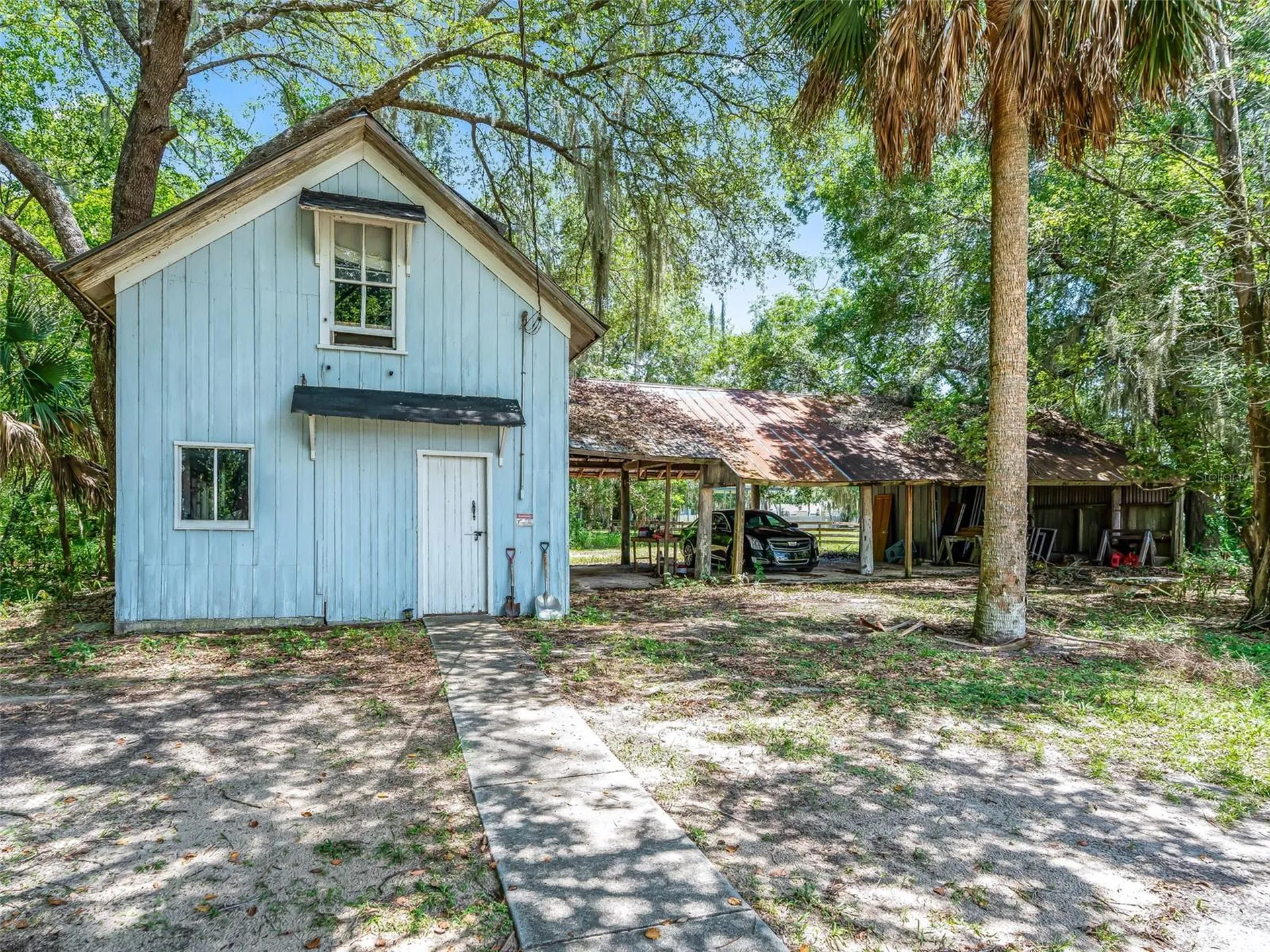511 E Mirror Lake Drive Fruitland Park FL 34731