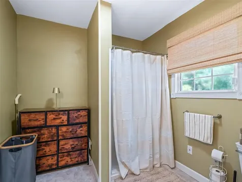 511 E Mirror Lake Drive Fruitland Park FL 34731