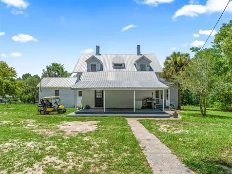 511 E Mirror Lake Drive Fruitland Park FL 34731
