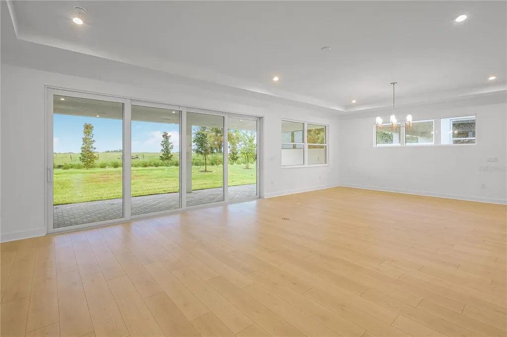 1615 Bellagio Loop Tavares FL 32778