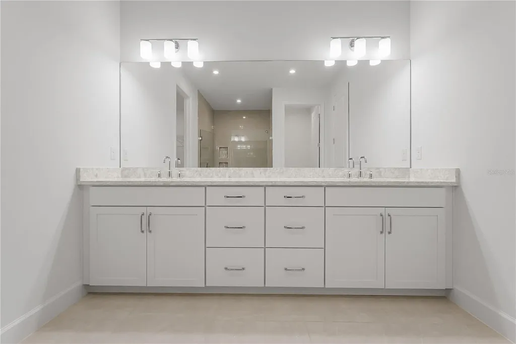 1615 Bellagio Loop Tavares FL 32778