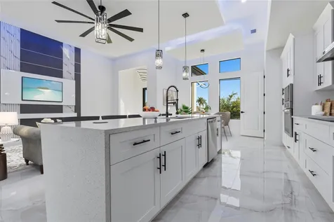 1030 NE 2nd Avenue Cape Coral FL 33909