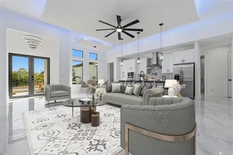 1030 NE 2nd Avenue Cape Coral FL 33909