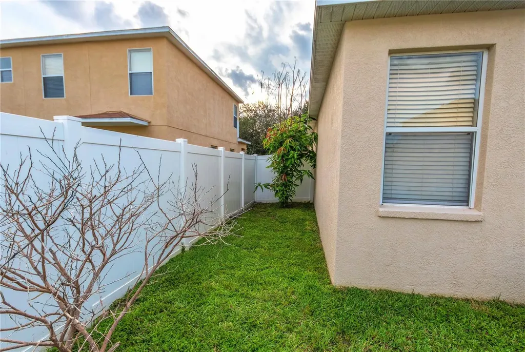9644 Simeon Drive Land O Lakes FL 34638