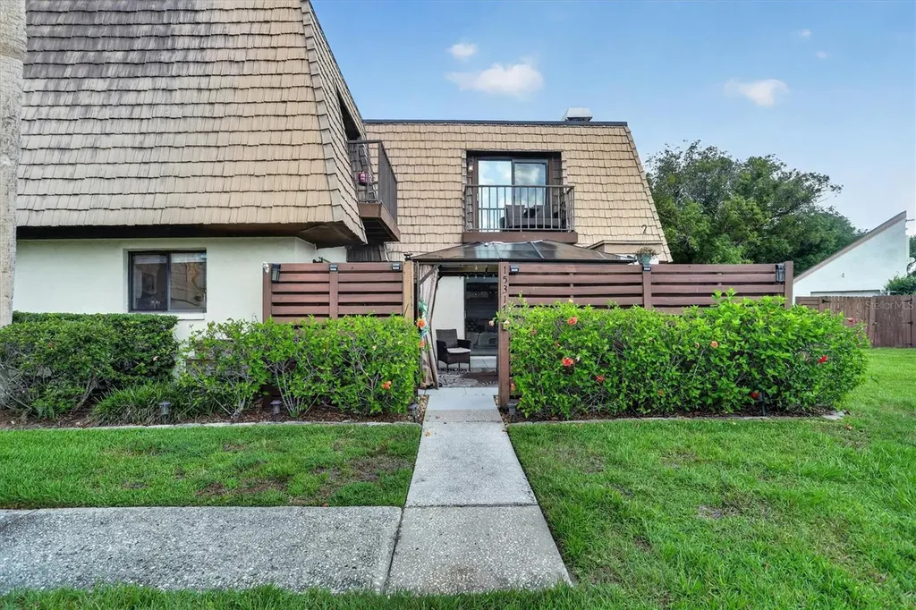 15317 W Pond Woods Drive Tampa FL 33618