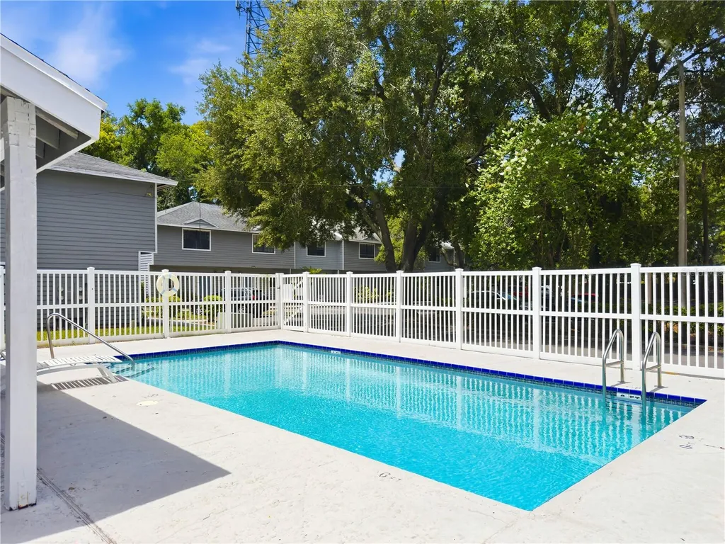 1910 W Sligh Avenue Tampa FL 33604