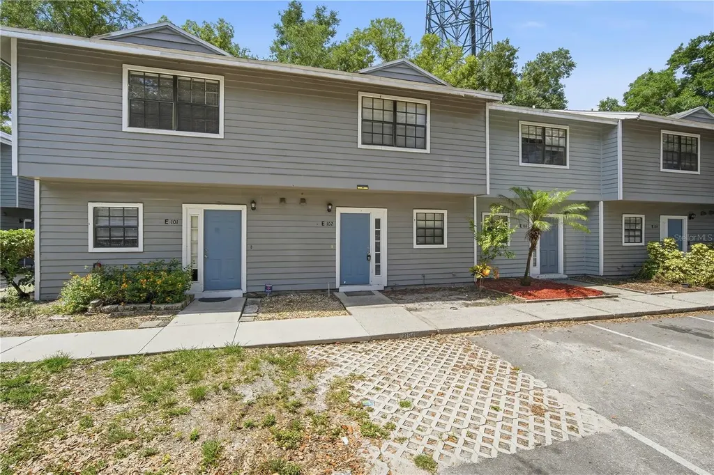 1910 W Sligh Avenue Tampa FL 33604