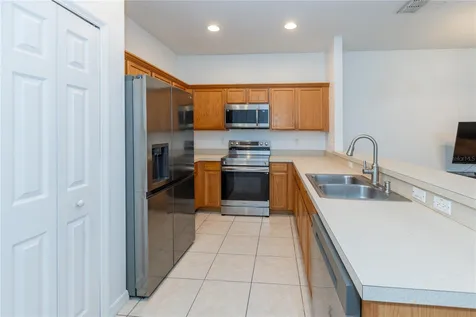 2852 Tanzanite Terrace Kissimmee FL 34758