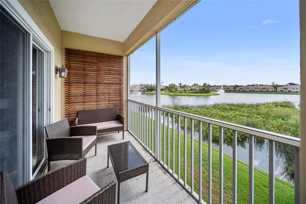 3760 Parkridge Circle Sarasota FL 34243