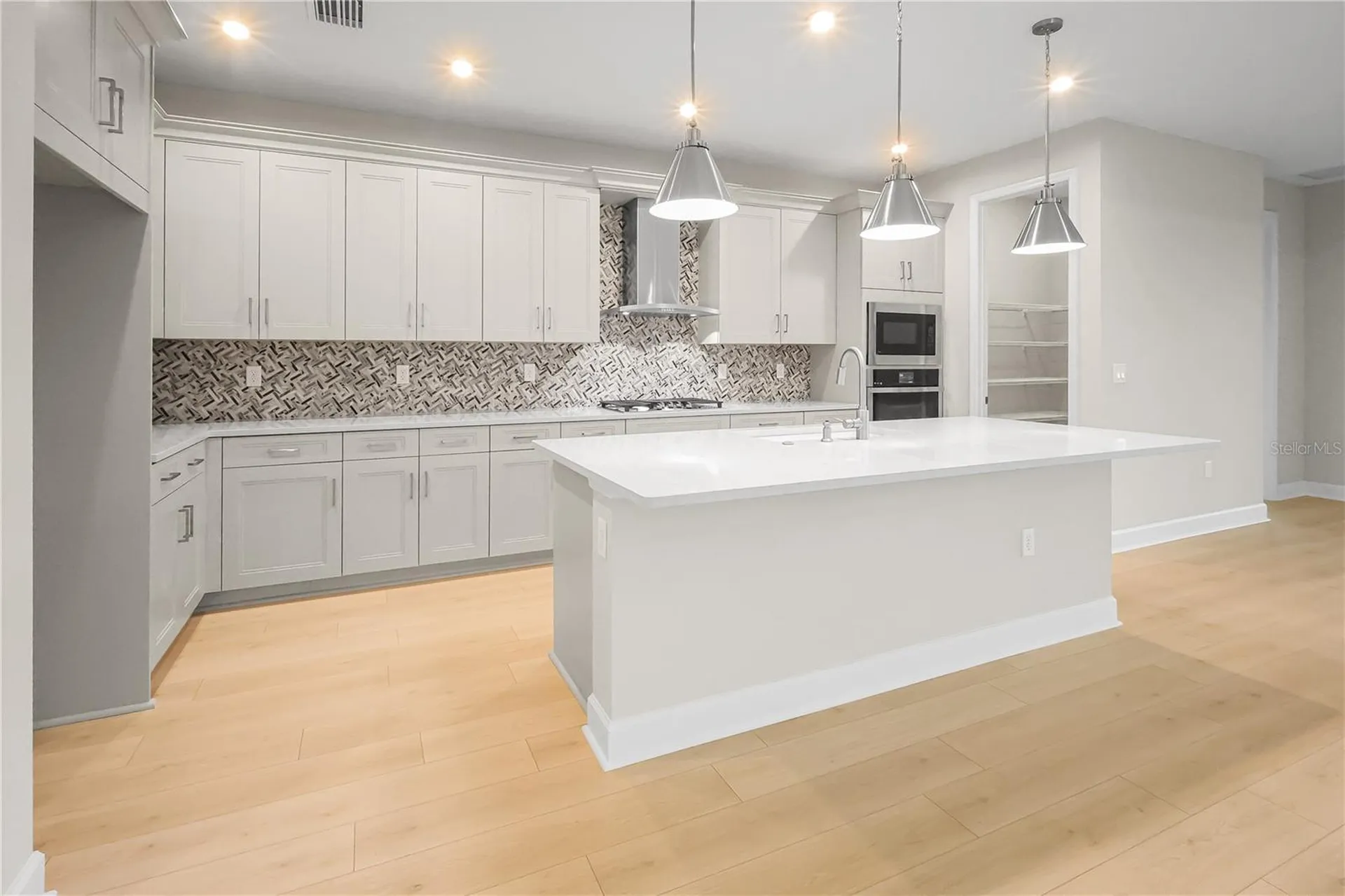 1620 Bellagio Loop Tavares FL 32778