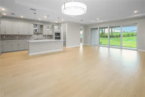 1620 Bellagio Loop Tavares FL 32778