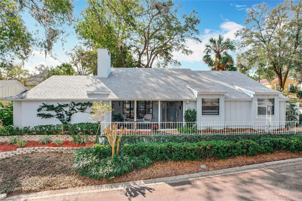 21 Townhill Drive Eustis FL 32726
