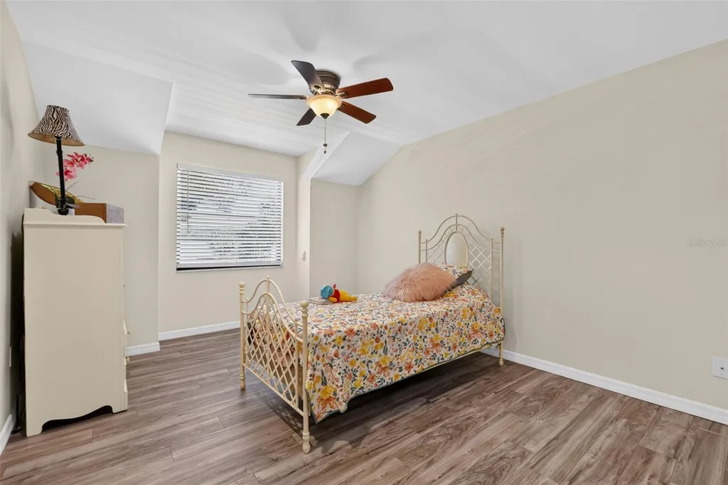 21 Townhill Drive Eustis FL 32726