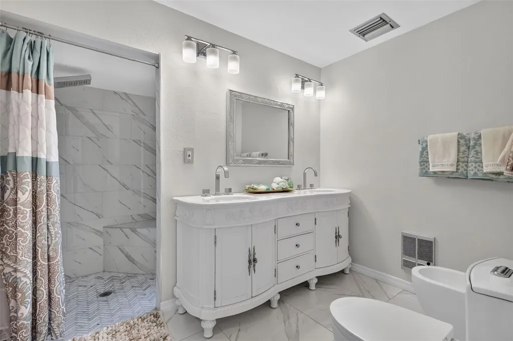 21 Townhill Drive Eustis FL 32726