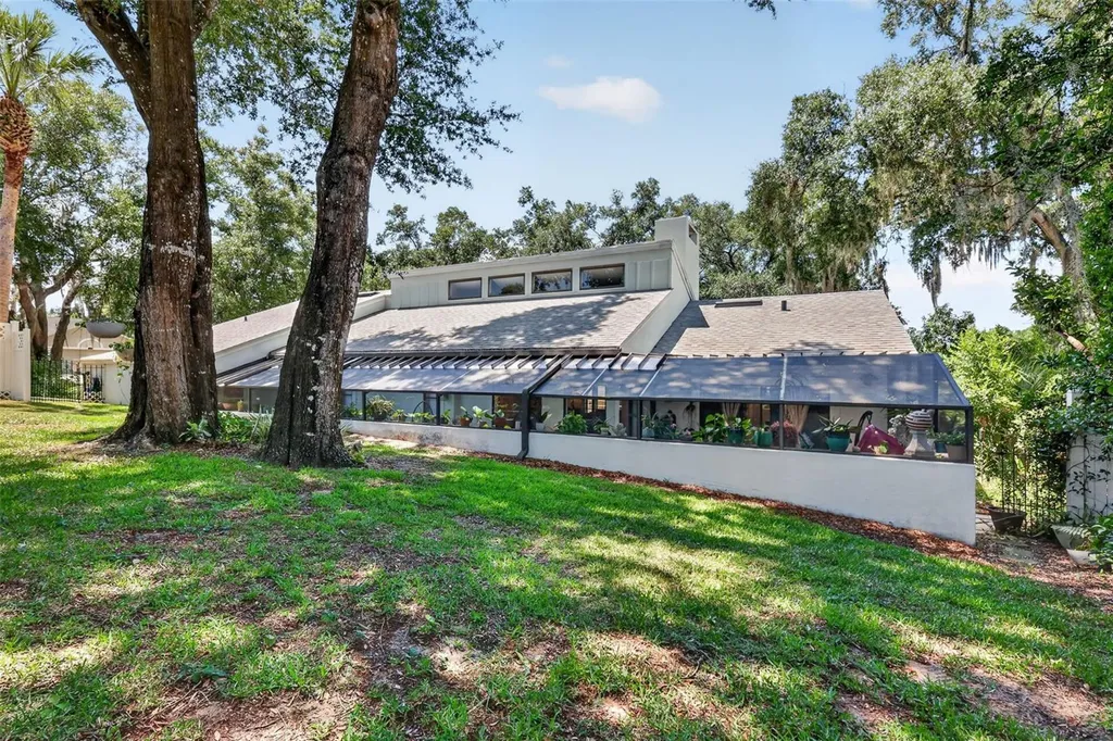 21 Townhill Drive Eustis FL 32726