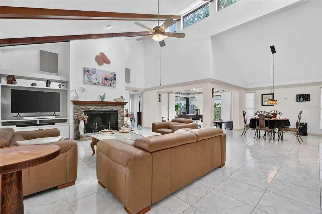 21 Townhill Drive Eustis FL 32726