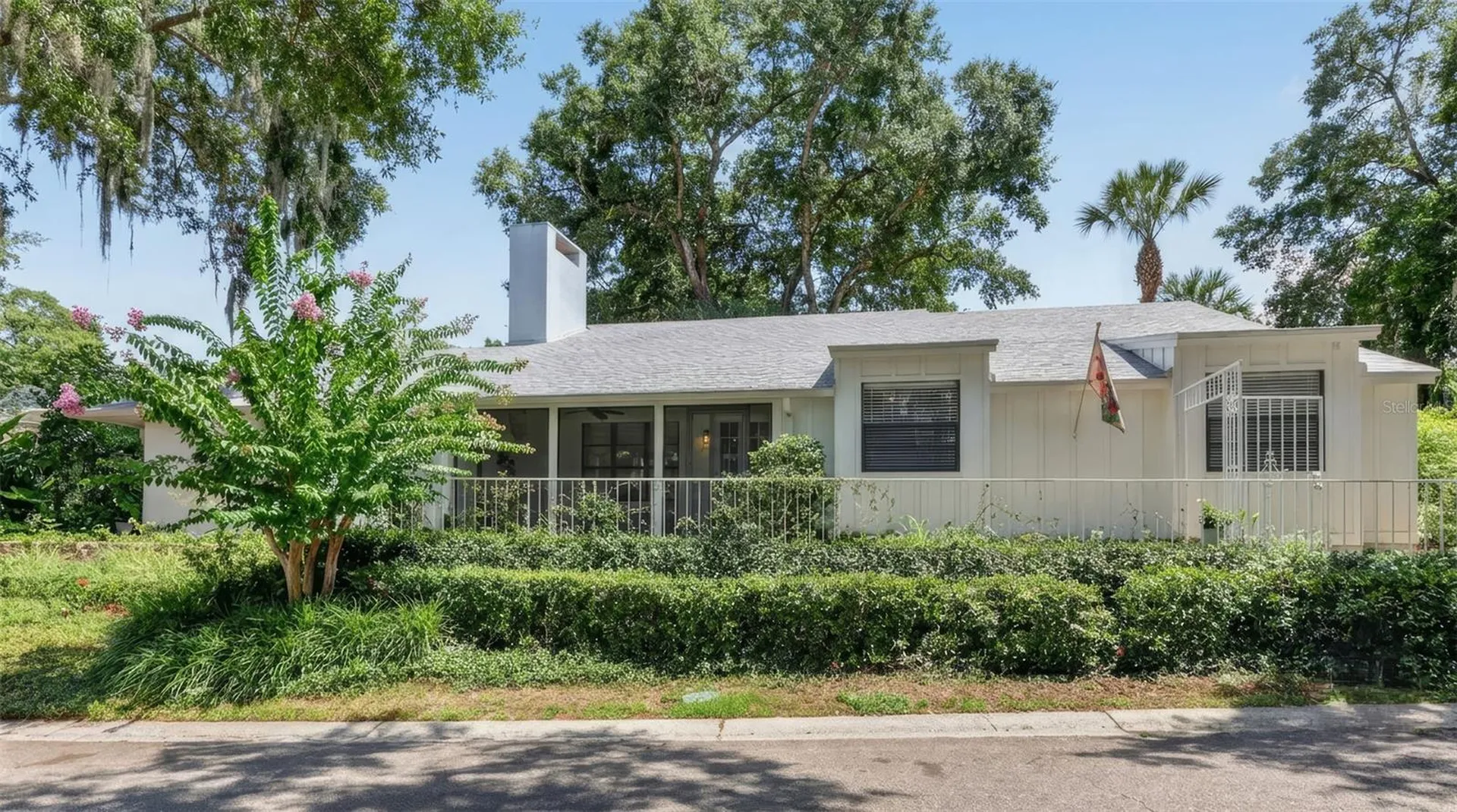 21 Townhill Drive Eustis FL 32726