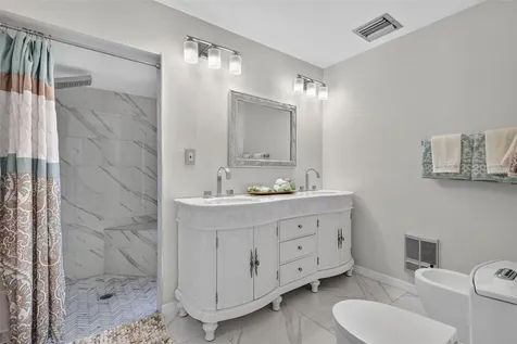 21 Townhill Drive Eustis FL 32726
