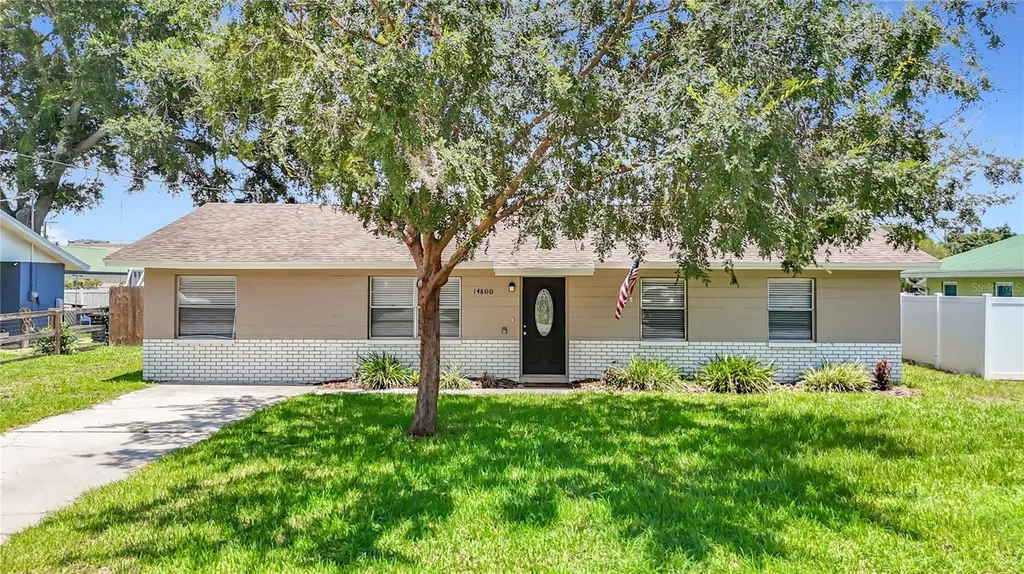14800 11th Street Dade City FL 33523