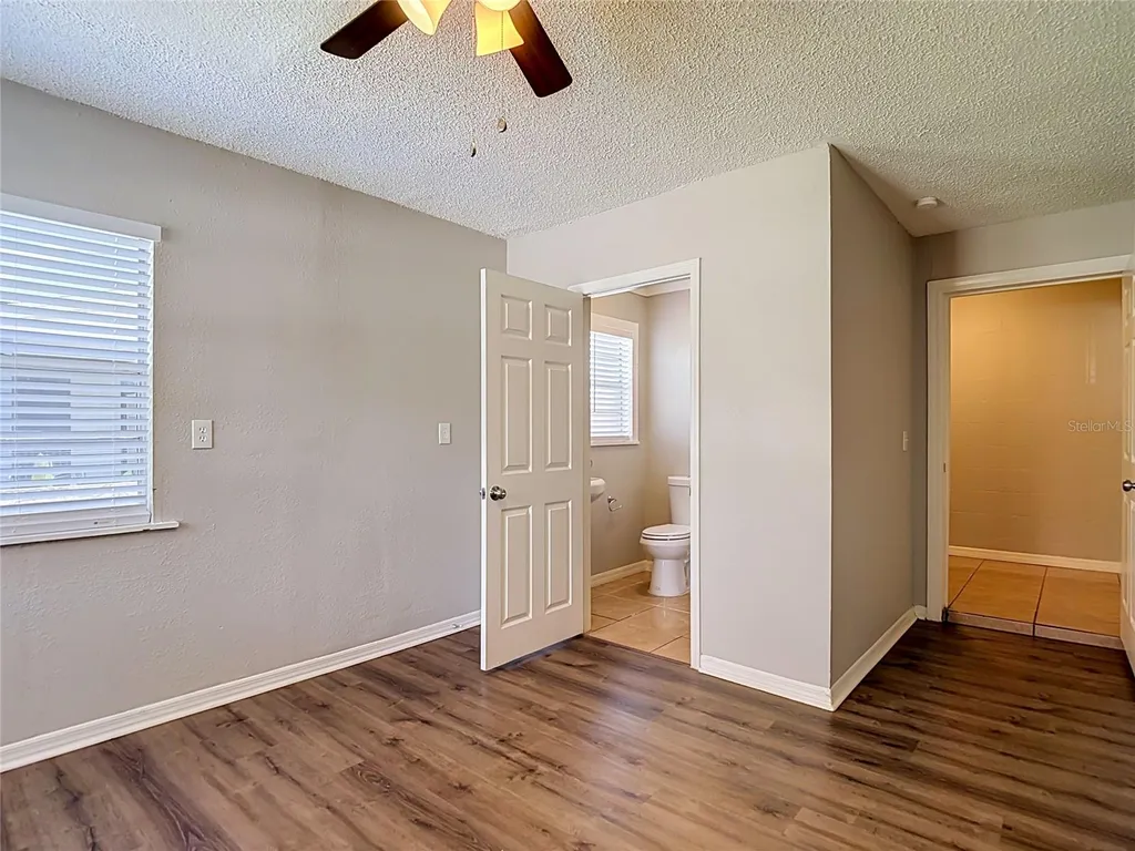 14800 11th Street Dade City FL 33523