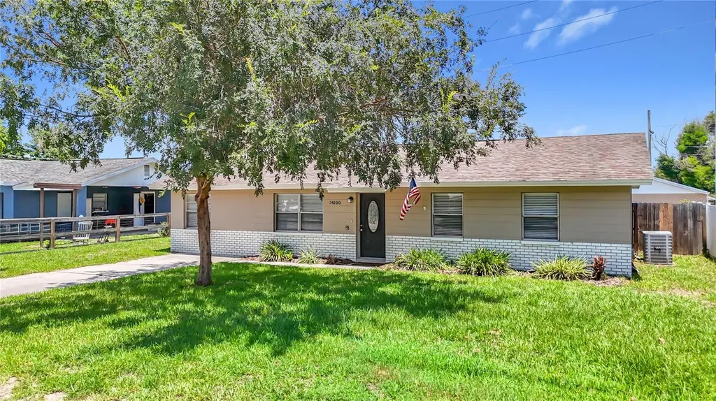 14800 11th Street Dade City FL 33523