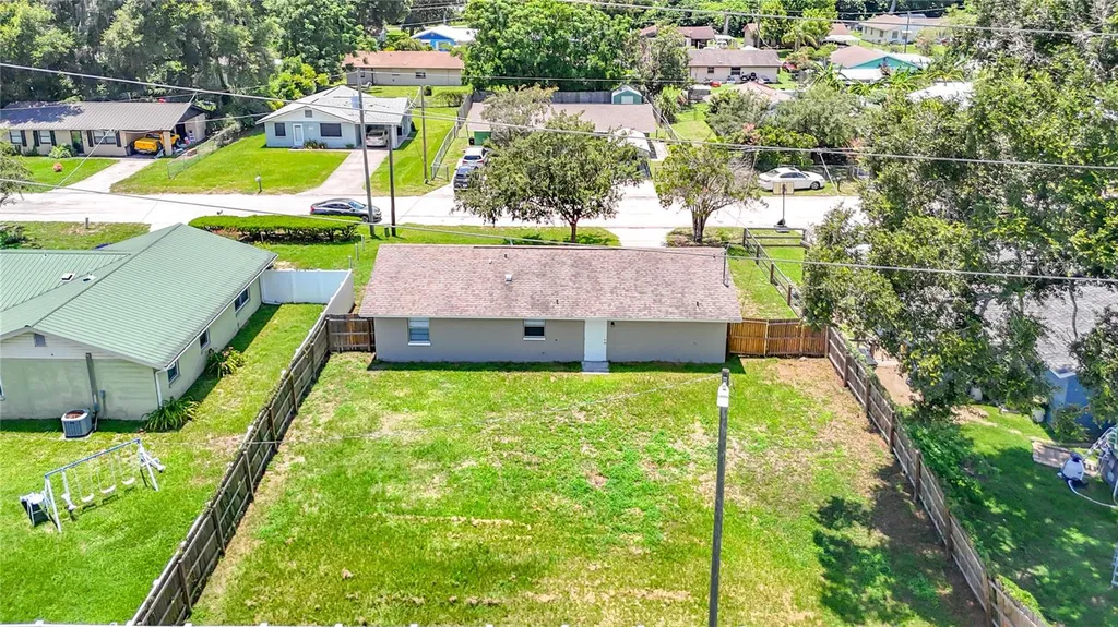 14800 11th Street Dade City FL 33523