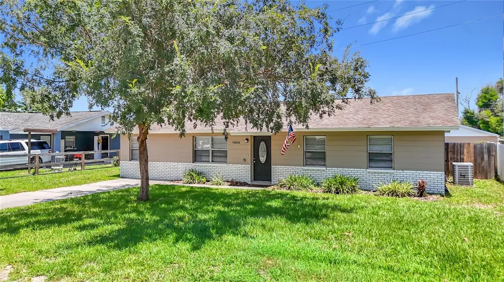 14800 11th Street Dade City FL 33523