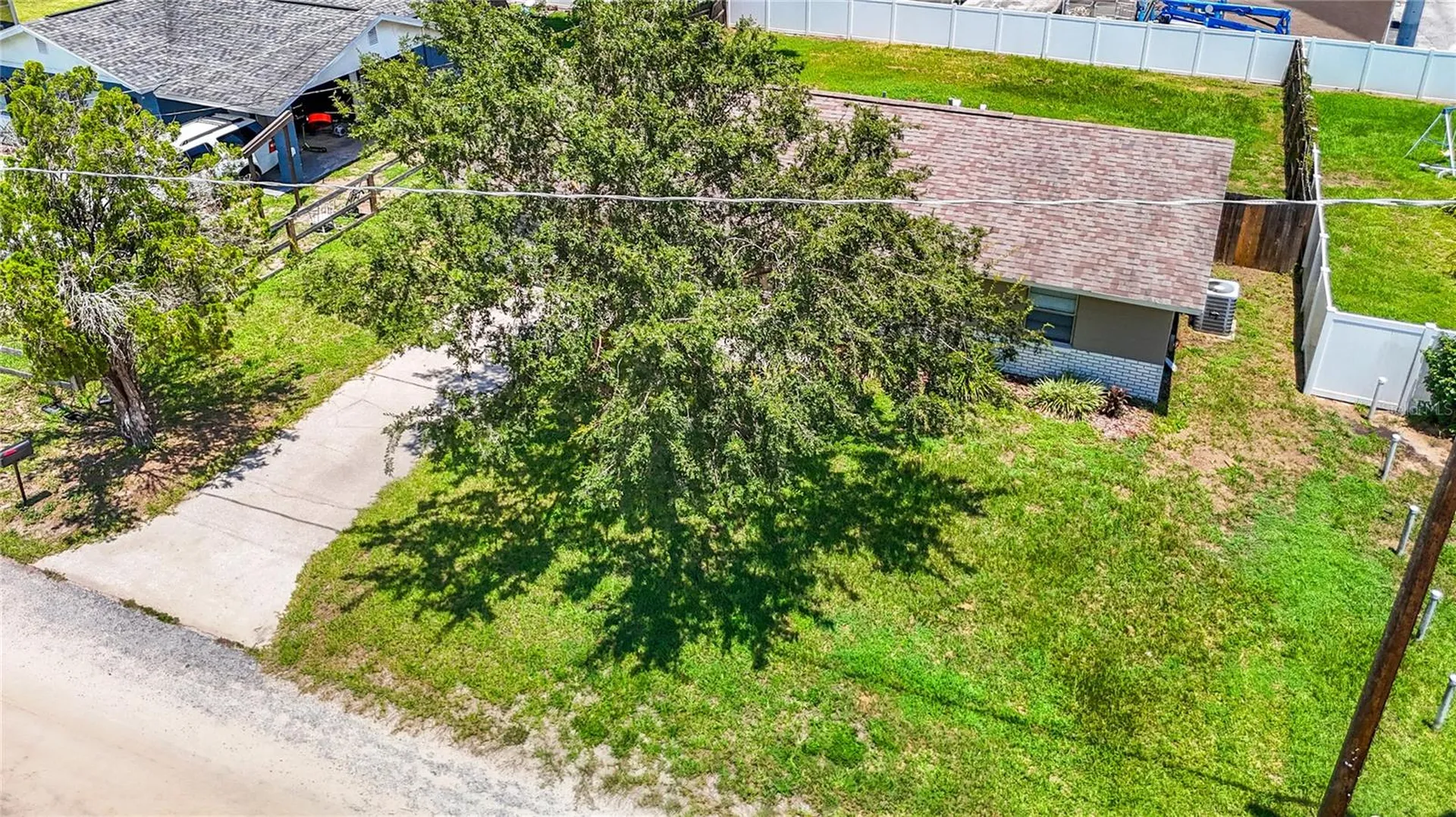 14800 11th Street Dade City FL 33523