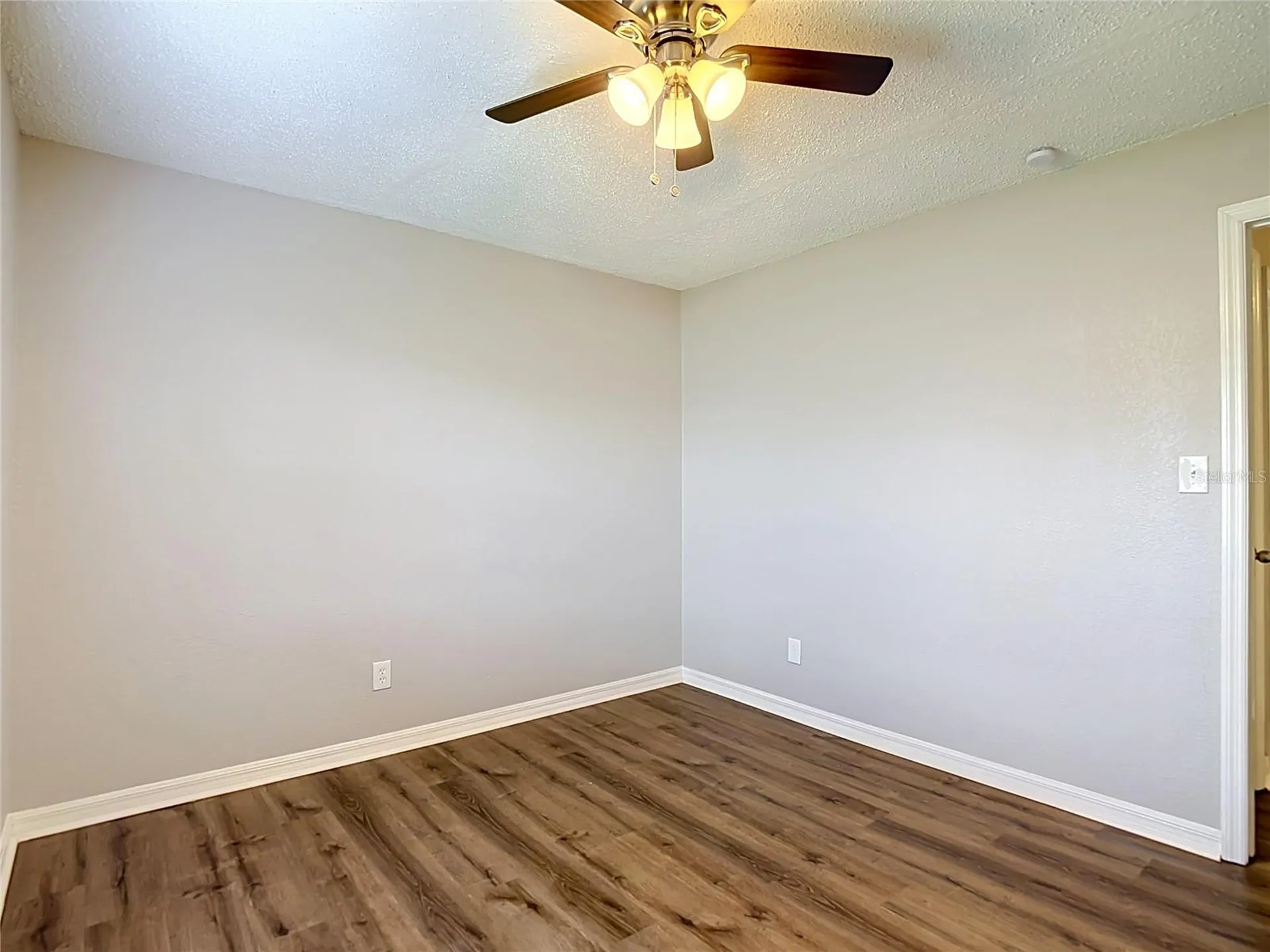 14800 11th Street Dade City FL 33523