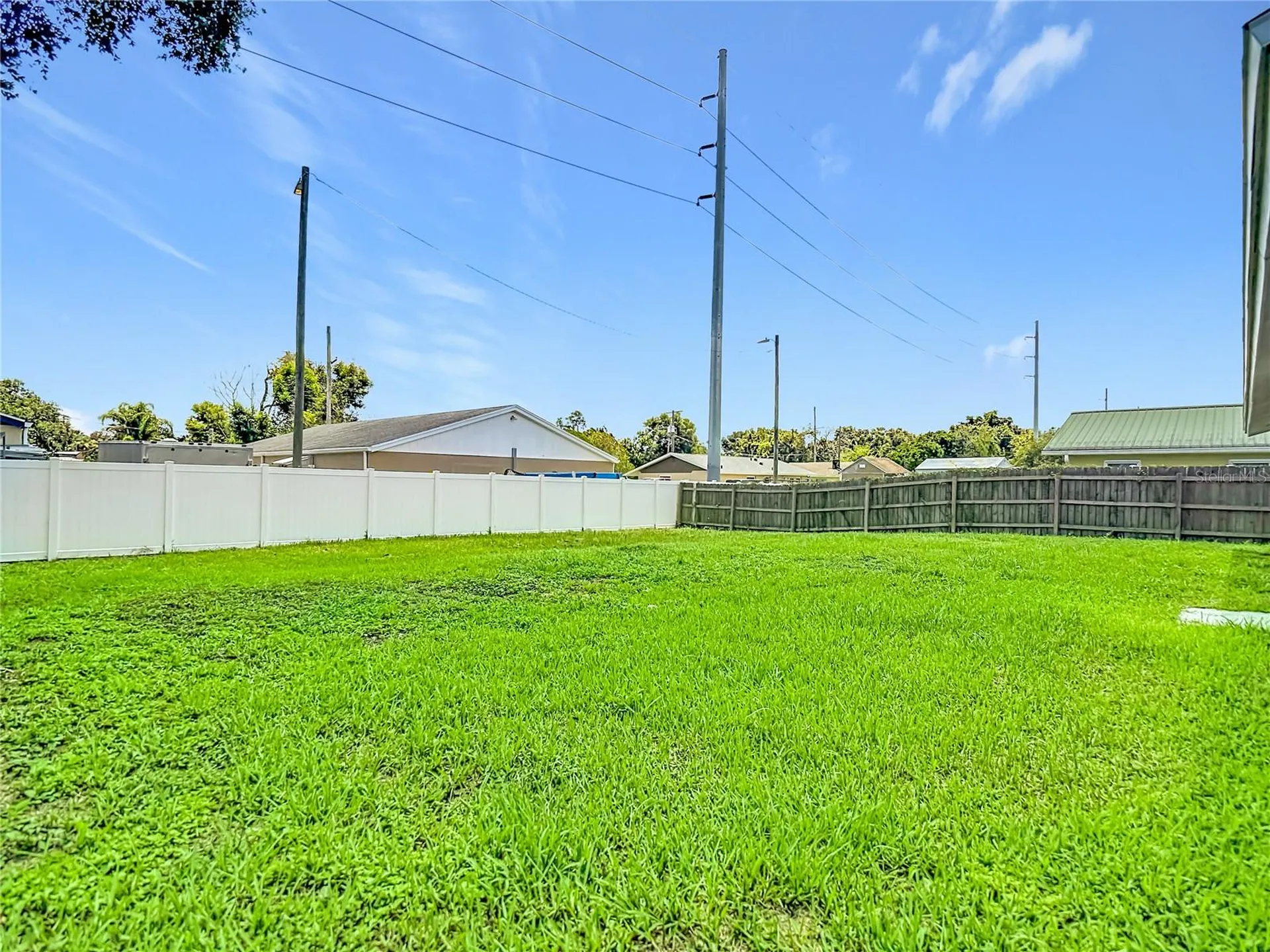 14800 11th Street Dade City FL 33523