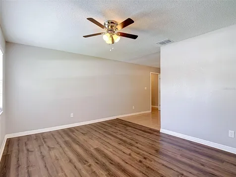 14800 11th Street Dade City FL 33523