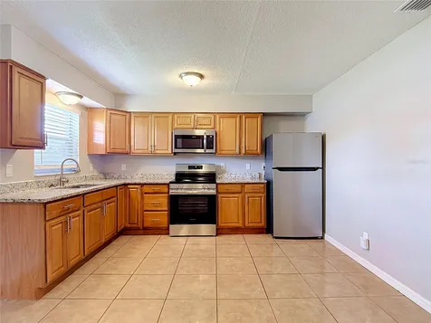 14800 11th Street Dade City FL 33523