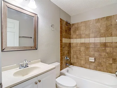 14800 11th Street Dade City FL 33523