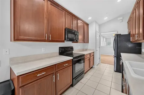 2005 River Turia Circle Riverview FL 33578