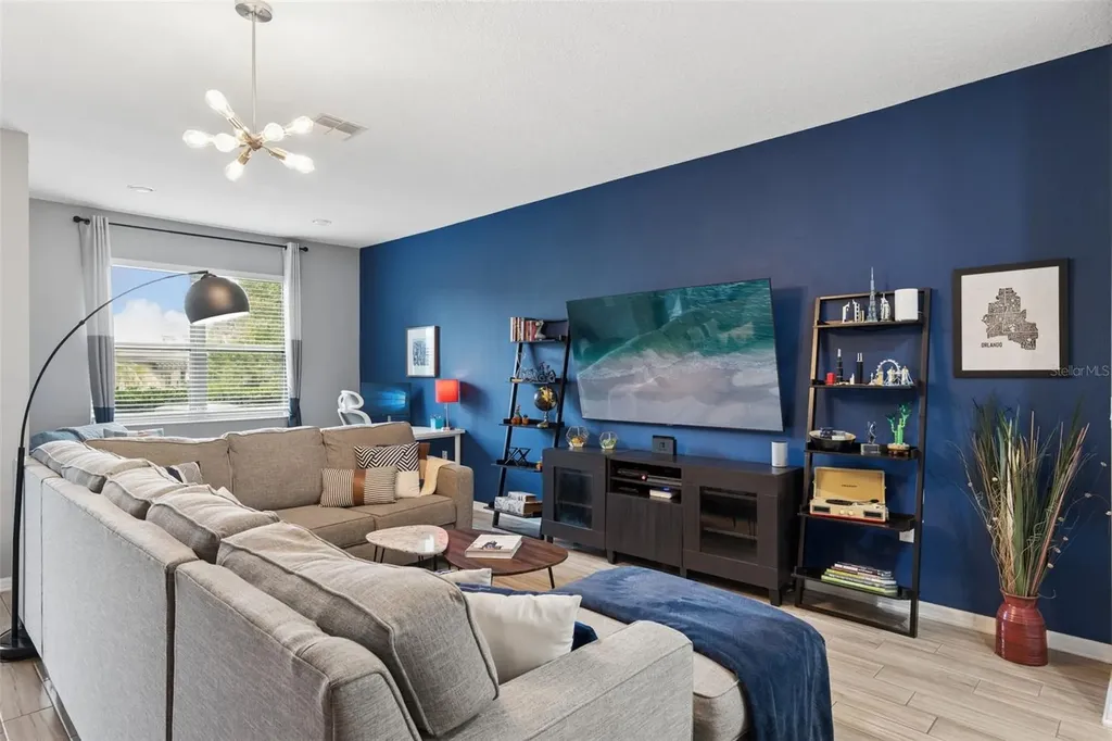 2747 White Isle Lane Orlando FL 32825