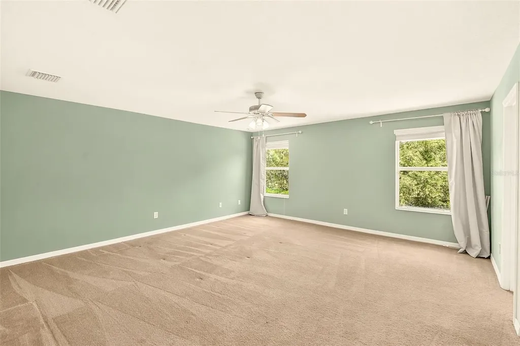2917 Winglewood Circle Lutz FL 33558