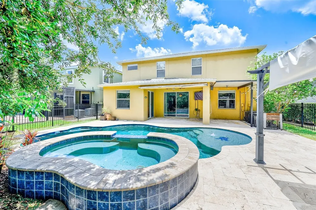 2917 Winglewood Circle Lutz FL 33558