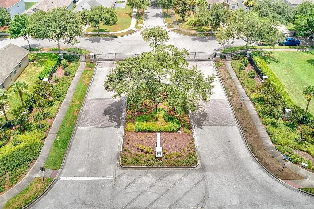 2917 Winglewood Circle Lutz FL 33558