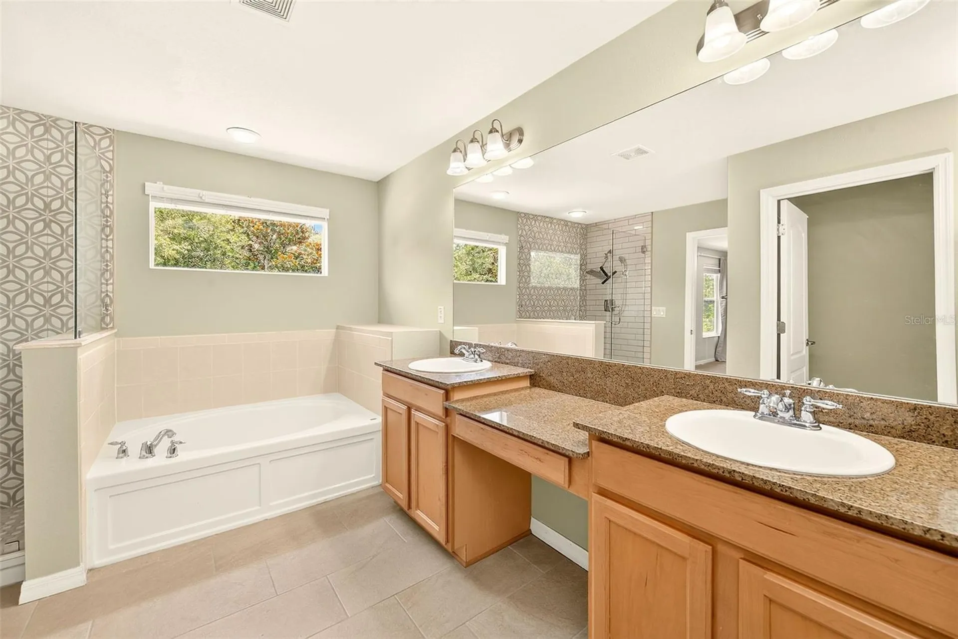 2917 Winglewood Circle Lutz FL 33558