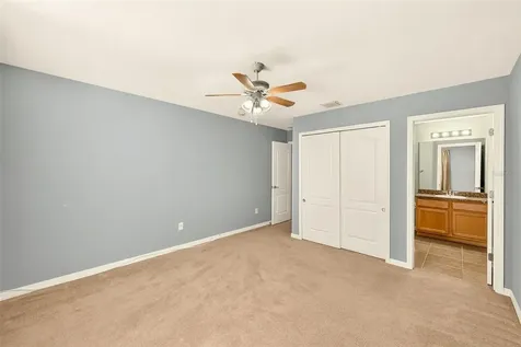 2917 Winglewood Circle Lutz FL 33558