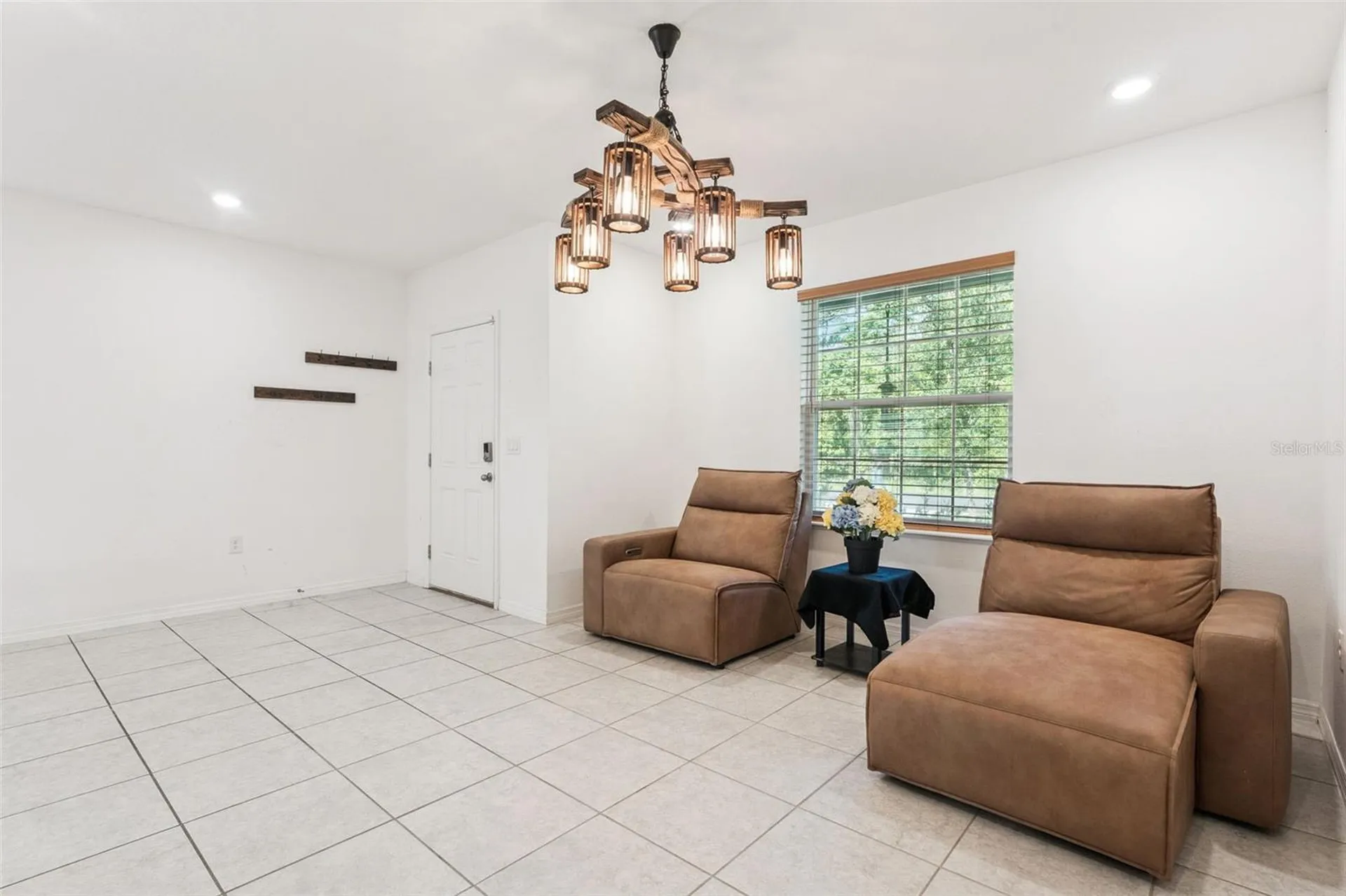 1995 5th Avenue Deland FL 32724