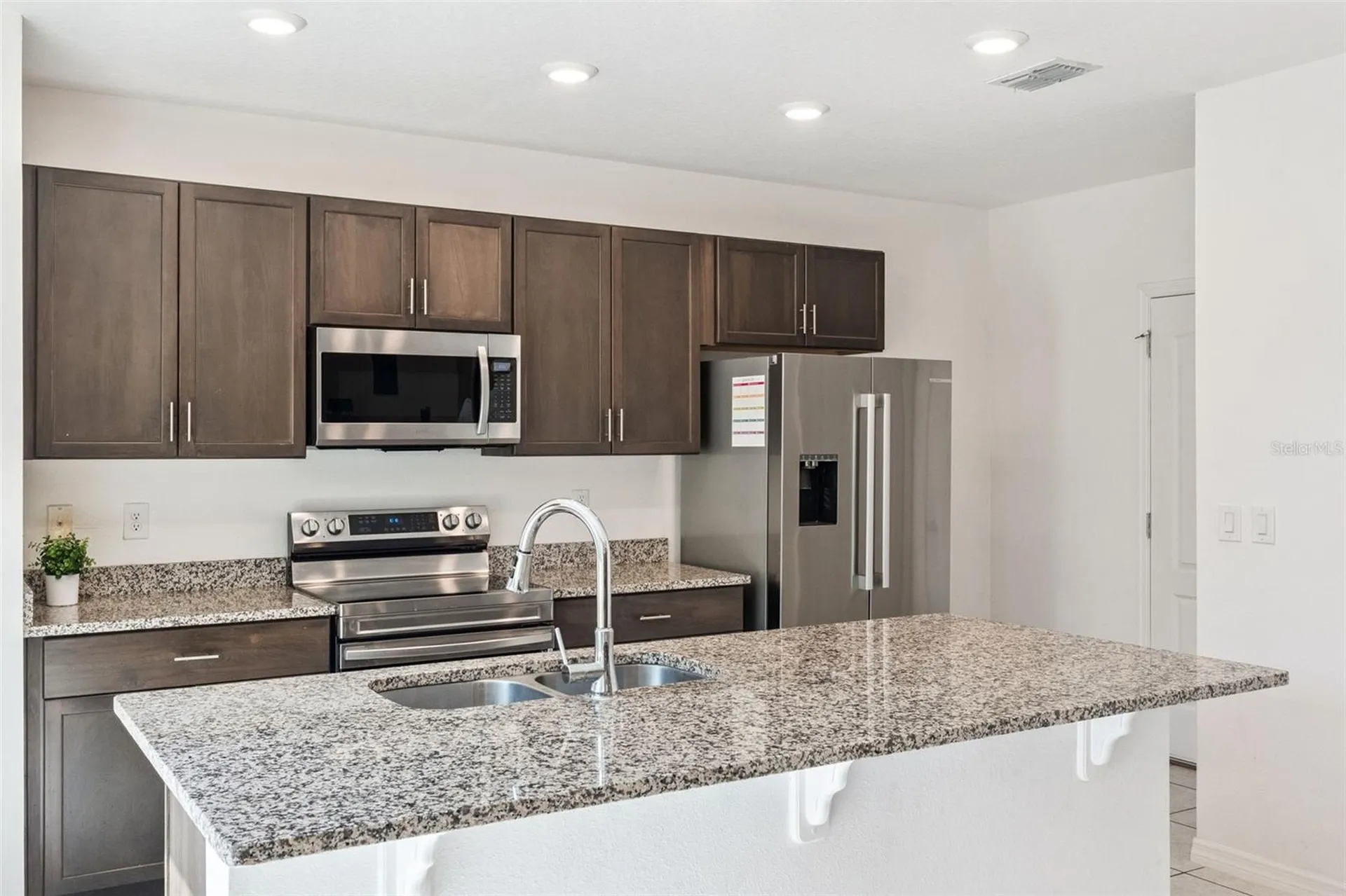 1995 5th Avenue Deland FL 32724