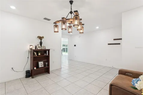 1995 5th Avenue Deland FL 32724
