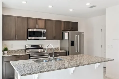 1995 5th Avenue Deland FL 32724