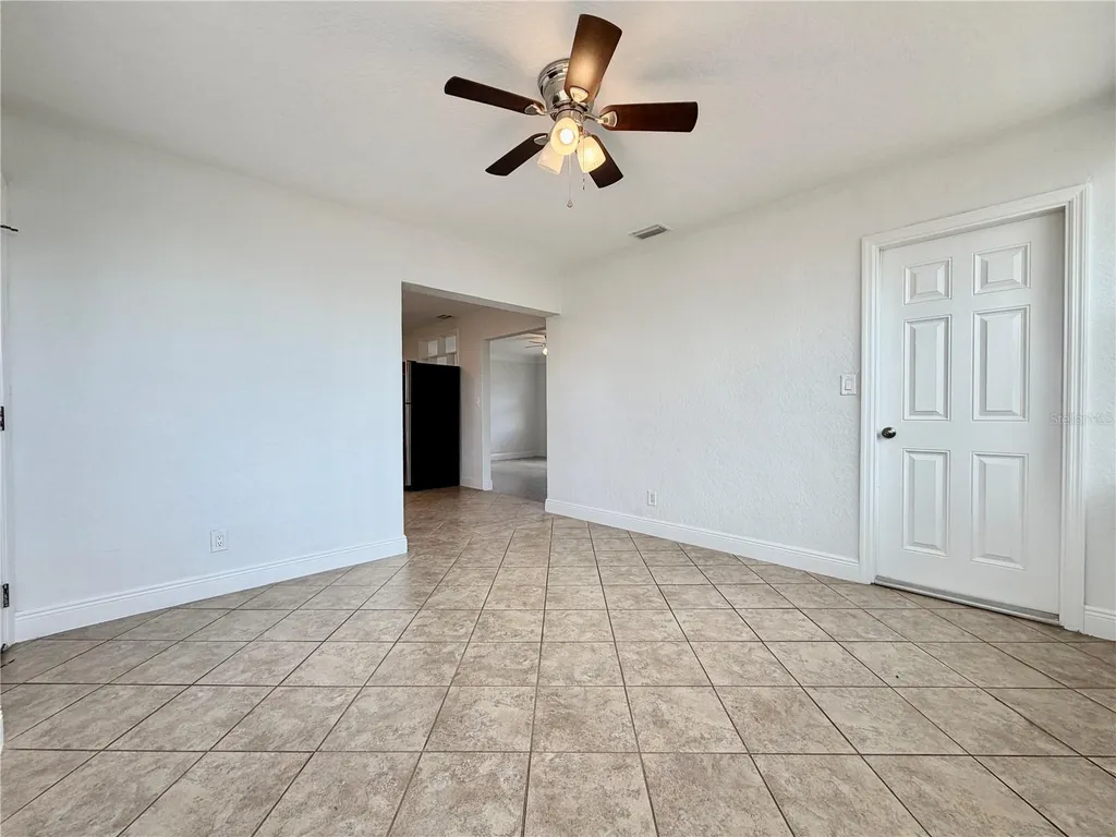 4515 54th Avenue N St Petersburg FL 33714