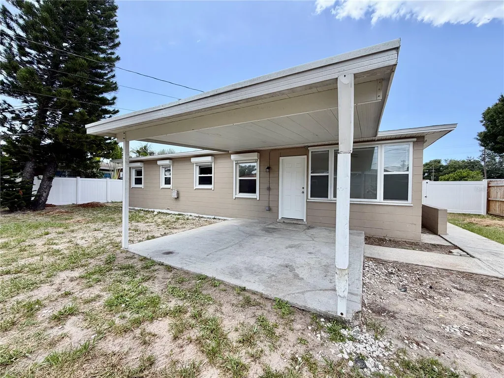 4515 54th Avenue N St Petersburg FL 33714